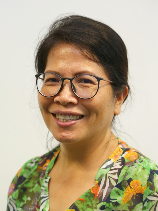 Prof. Madya Dr Poline Bala