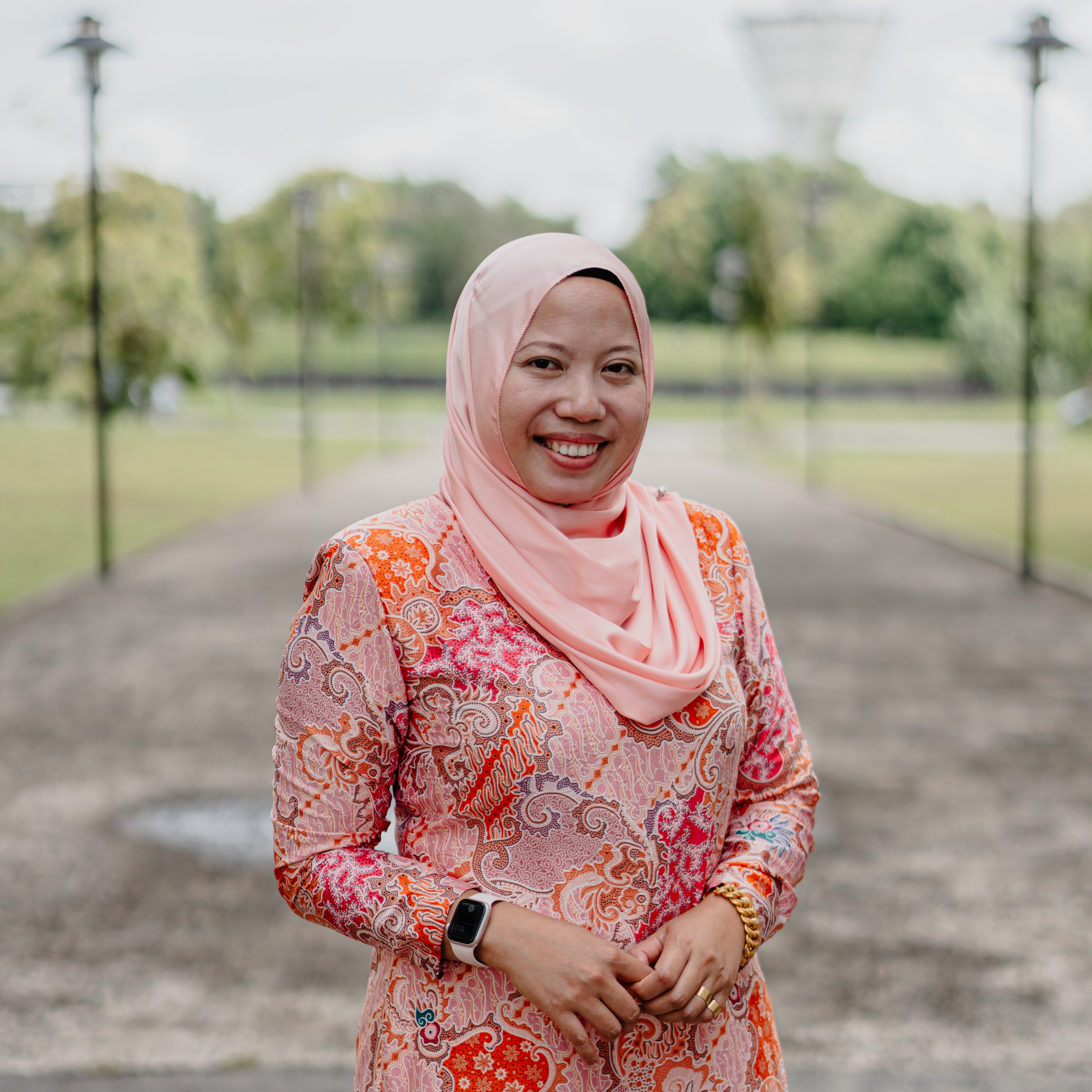 Dr Nur Auni Ugong