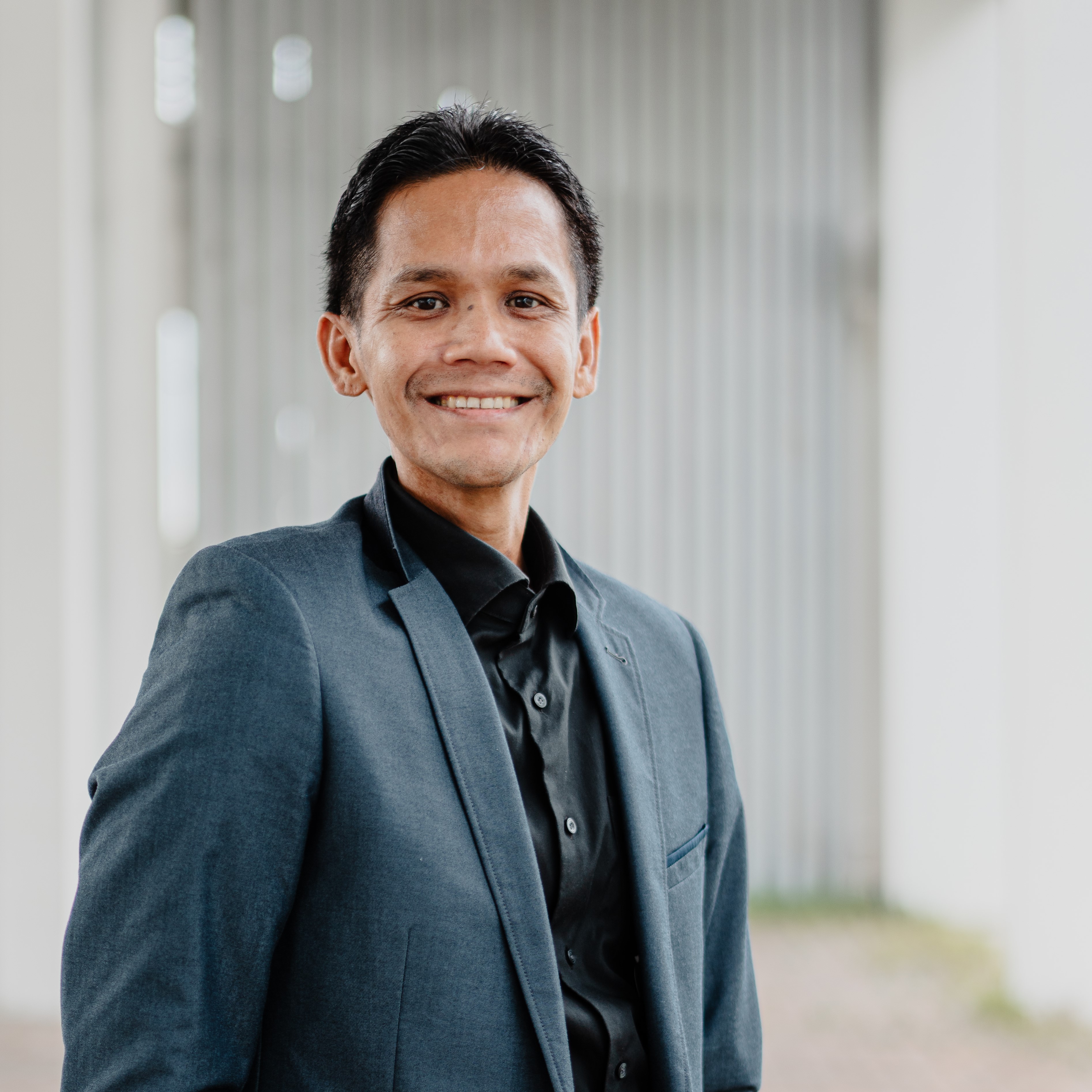 Dr Nicholas Anak Gani